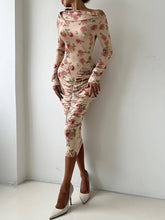 Distinctive Boat Neck Floral-Print Pleated Midi Dress